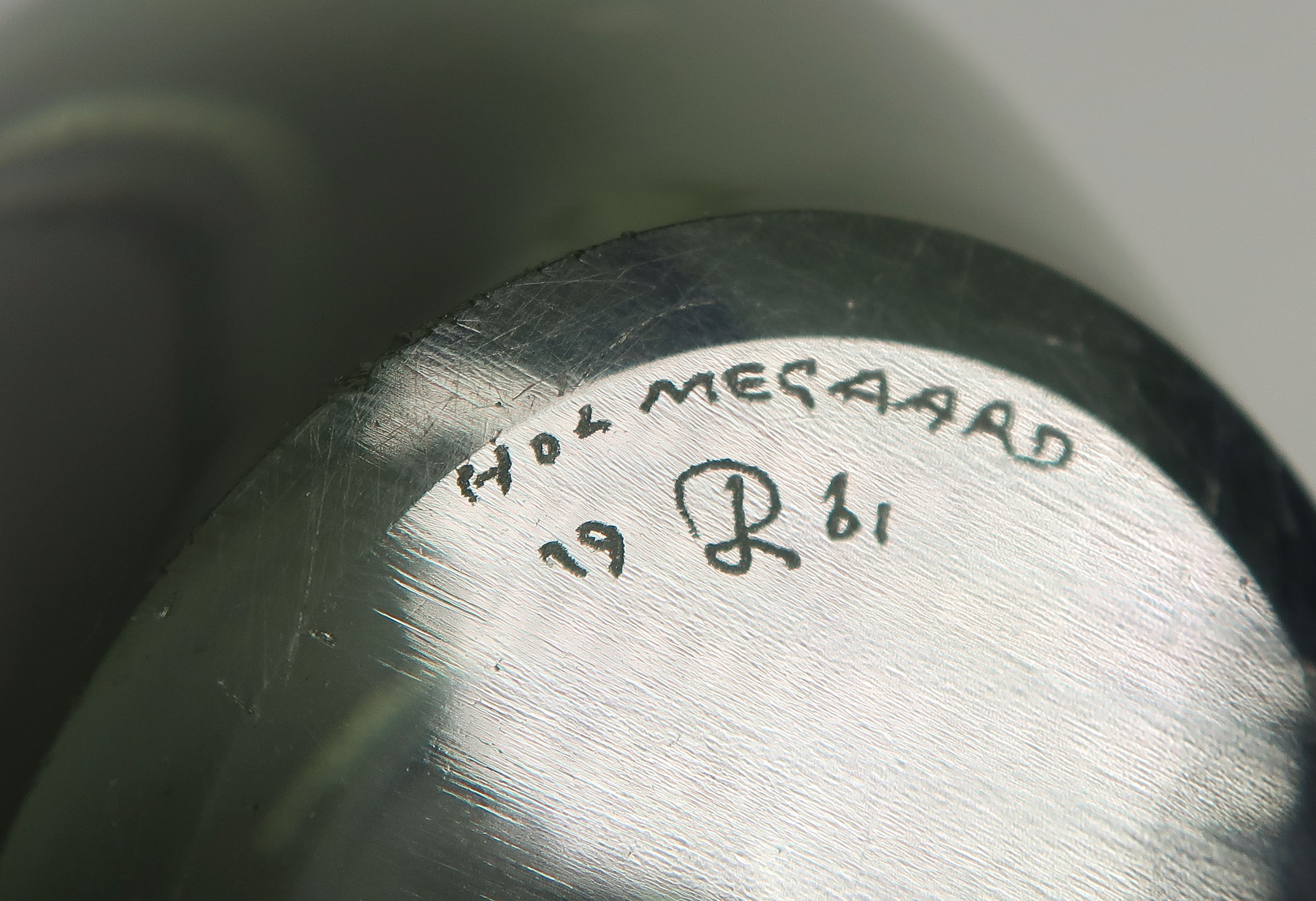 Per Lutken - Kristalglas, Grijsgroen vaasje, uitgevoerd door Holmegaard kopen? Bied vanaf 1!