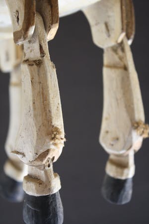 Niet of onleesbaar gesigneerd - Antiek Polychroom beschilderd marionetten paard kopen? Bied vanaf 1!