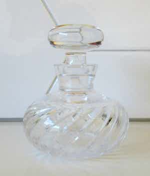 Atlantis - Kristallen geslepen likeur karafje verkocht voor € 15!