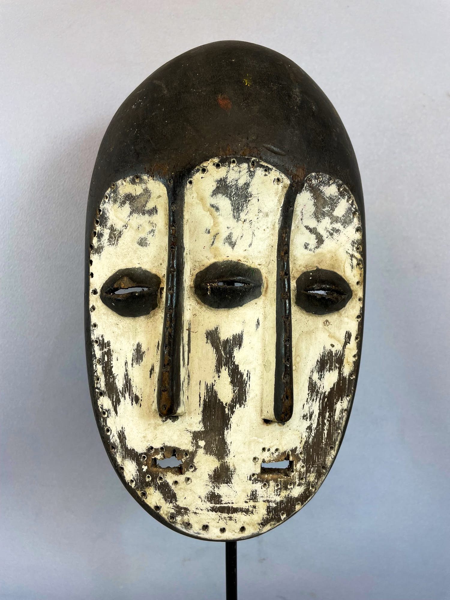 Lega - 221116 - African twin mask from the Lega Bwami - Congo. verkocht voor € 45!