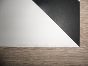 Marry Teeuwen-de Jong - Wit vierkant, diagonaal gedeeld - Gesigneerde zeefdruk kopen? Bied vanaf 10!
