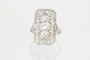 33 - omstreeks 1920 gemaakte BWPG Art Deco dames ring met ca. 1 ct diamant. kopen? Bied vanaf 520!