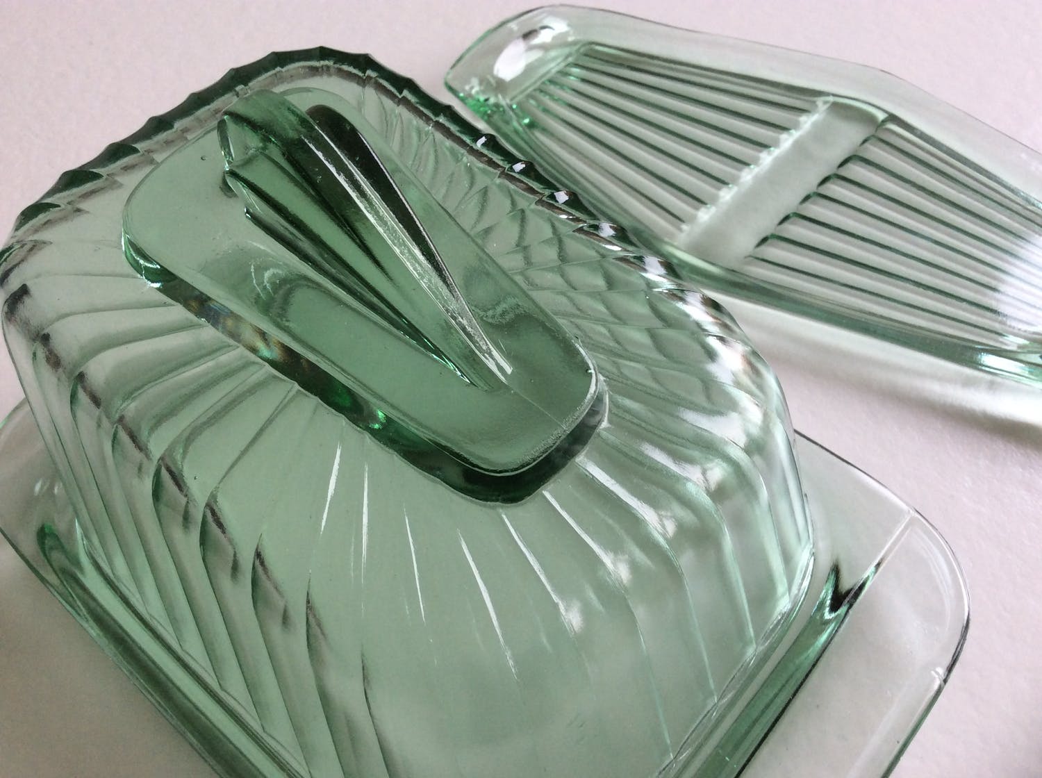 Royal Leerdam Neerlandia kaasslede en onderschotel Verkocht Kunstveiling.nl