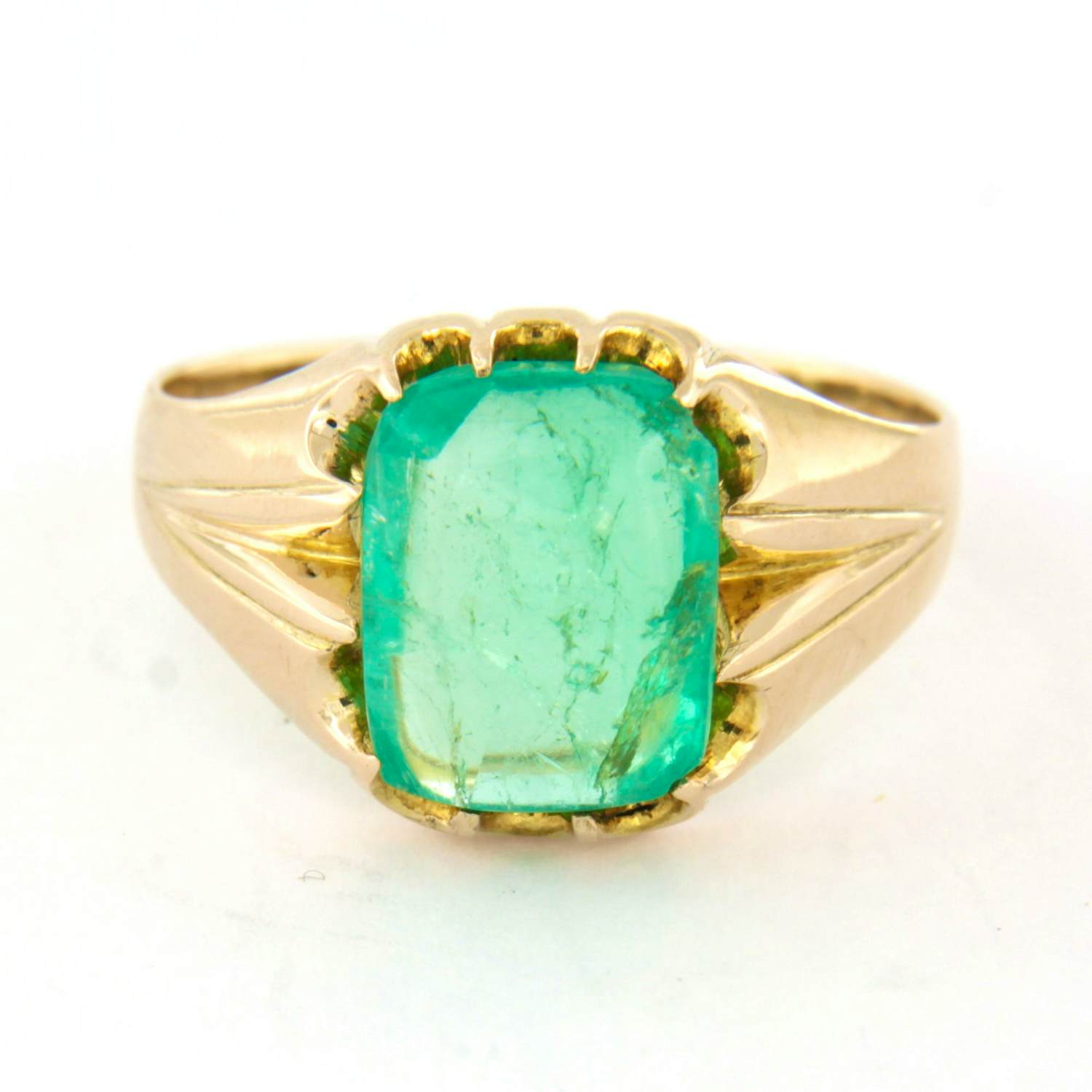 Rode ring bezet met smaragd totaal circa 2.20ct- ringmaat 18.75(59) kopen? Bied vanaf 300!