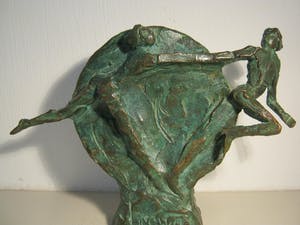 Jits Bakker - Brons sculptuur - gesigneerd - "Estafette" kopen? Bied vanaf 600!