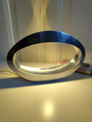 AcheterPhilips - Berio oval Design van Philips Massive Tafellamp in RVS aluminium? Enchérissez de 100!