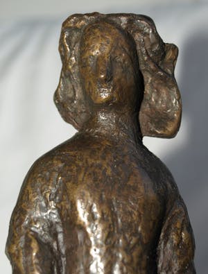 Brons (Onbekend) - Oud bronzen beeld , “Vrouw” – Uit nalatenschap van Herman van den Eerenbeemt kopen? Bied vanaf 1!