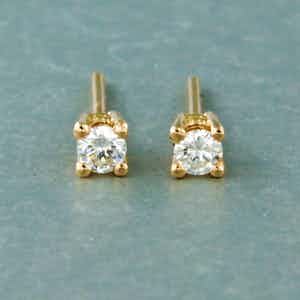 18k rosé gouden solitair oorknoppen met briljant geslepen diamant tot. 0,20ct verkocht voor € 210!