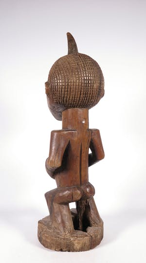 Tabwa - Hout, Gehurkt vrouwenfiguur kopen? Bied vanaf 1!