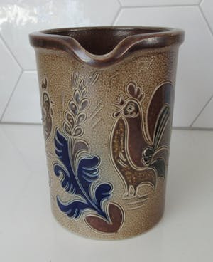 Niet of onleesbaar gesigneerd - Westerwalder steengoed waterkan - M. Twist kopen? Bied vanaf 1!