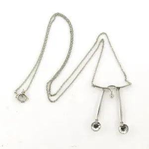 Platina collier met een middenstuk met roos single cut diamanten tot 0.92ct kopen? Bied vanaf 760!