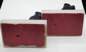 Niet of onleesbaar gesigneerd - 2 Boekensteunen van Honden kopen? Bied vanaf 1!