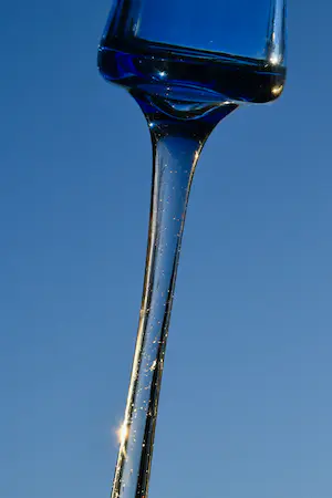 Niet of onleesbaar gesigneerd - 6 Zeldzame, vintage, mondgeblazen, gekleurde Art Deco Champagneglazen kopen? Bied vanaf 1!