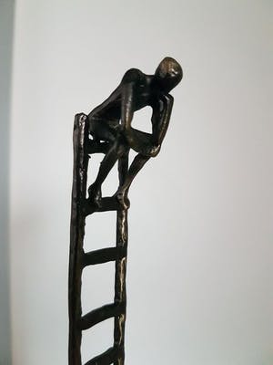Corry Ammerlaan - Artihove Beeld " De Denkende mens " kopen? Bied vanaf 70!