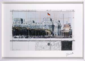 Christo - Handgesigneerd exemplaar Wrapped Reichstag Project for Berlin - Ingelijst verkocht voor € 1!
