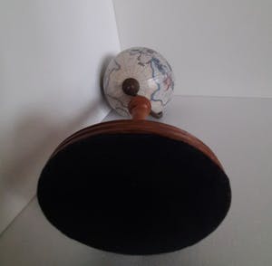 Niet of onleesbaar gesigneerd - Globe-Wereldbol kopen? Bied vanaf 1!