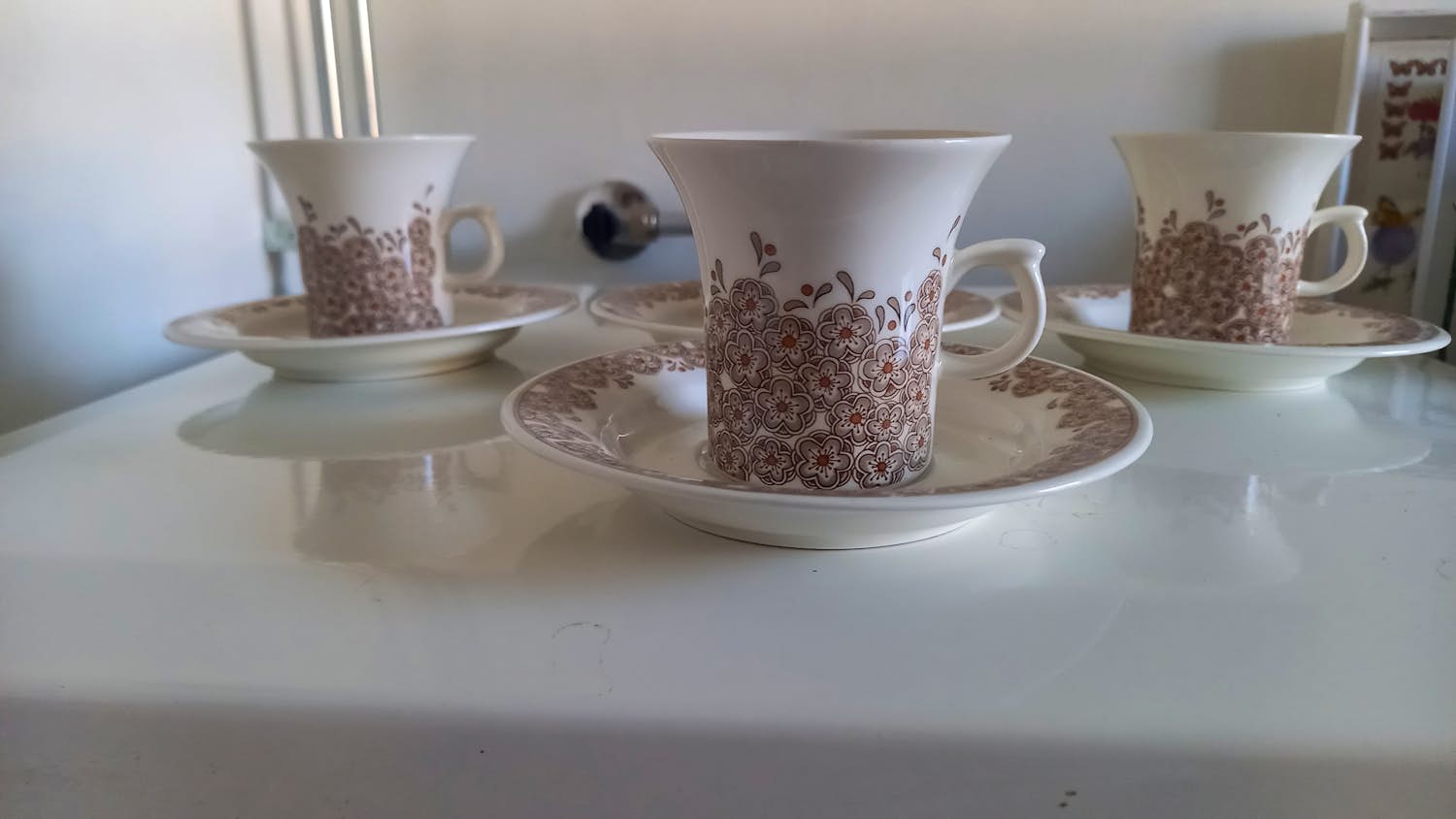 Arabia - 4 kop en schotel Veronica kopen? Bied vanaf 25!