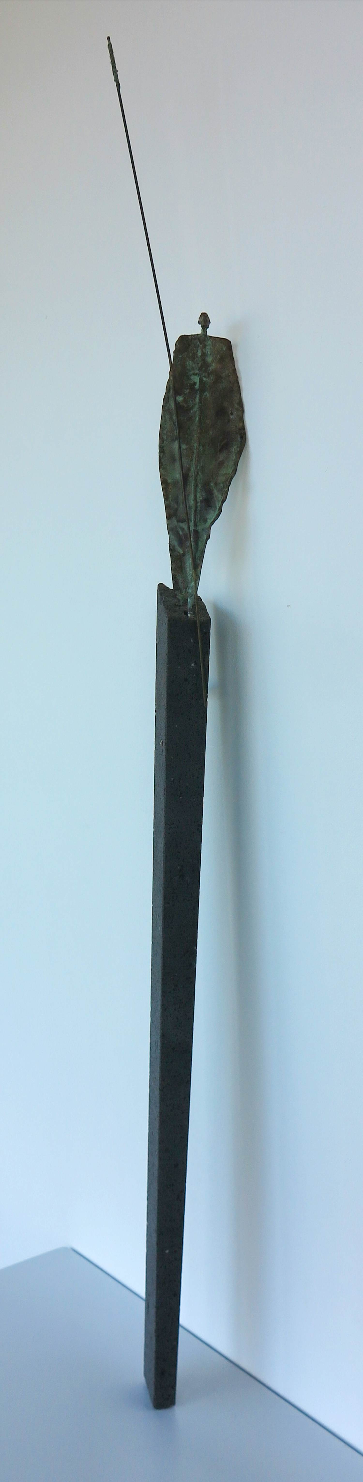 Franz Josef Vanck - Wandobject (brons), Figuur met speer kopen? Bied vanaf 500!