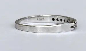 14 kt witgouden rijring met diamanten kopen? Bied vanaf 400!