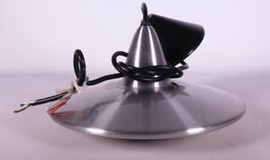Niet of onleesbaar gesigneerd - Twee 70's lampen kopen? Bied vanaf 1!