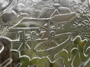 Royal Leerdam - Glazen Raamhanger “Rommelmarkt 1979” kopen? Bied vanaf 38!