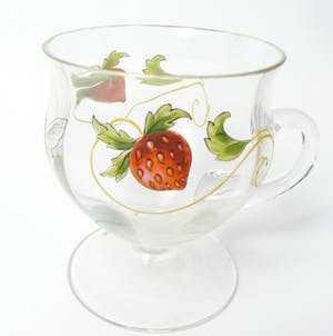 Niet of onleesbaar gesigneerd - Henkelbecher des Biedermeier aus Glas, um 1850, handbemalt kopen? Bied vanaf 1!