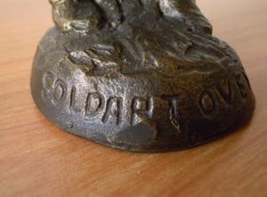 Dick van Wijk - "Soldaat Over Zee 1945-1962" - Verbronsd Beeld. kopen? Bied vanaf 10!