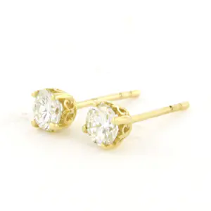 18k geel gouden solitair oorknoppen met briljant geslepen diamant tot. 0.64ct kopen? Bied vanaf 710!