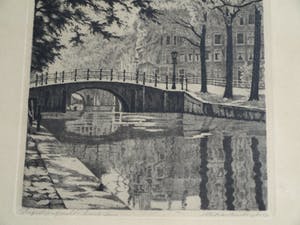 Maarten Langbroek - Ets, Reguliersgracht, Amsterdam – Gesigneerd en ingelijst – ca 1965 kopen? Bied vanaf 10!