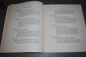 Jan Toorop - 3x, o.a. Kleykamp gids met 12 los ingeplakte afbeeldingen (1919) kopen? Bied vanaf 60!
