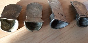 Brons (Onbekend) - Voorouderbeeldjes 4 stuks kopen? Bied vanaf 25!