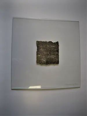 Marijke de Goey - gesigneerd goudverf op glas "de steen die huilde .." gedicht theo v Baaren kopen? Bied vanaf 47!