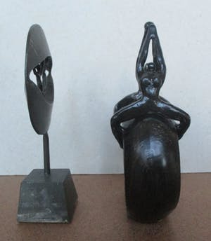 Corry Ammerlaan - 2 figuratieve beeldjes kopen? Bied vanaf 10!