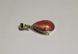 Nieuwe zilveren hanger met red stone Jaspis kopen? Bied vanaf 45!