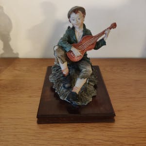 Vittorio Tessaro - Jongen met gitaar kopen? Bied vanaf 1!