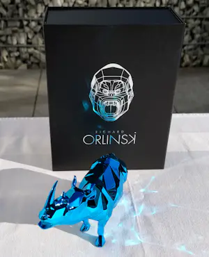 Richard Orlinski - RHINO SPIRIT (AZUR BLUE EDITION) - Skulptur kopen? Bied vanaf 250!