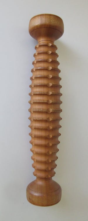 Niet of onleesbaar gesigneerd - Handgesneden abstract Houten object kopen? Bied vanaf 10!