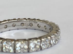 14 karaats witgouden alliance ring met diamanten ca. 2,00 crt kopen? Bied vanaf 1700!