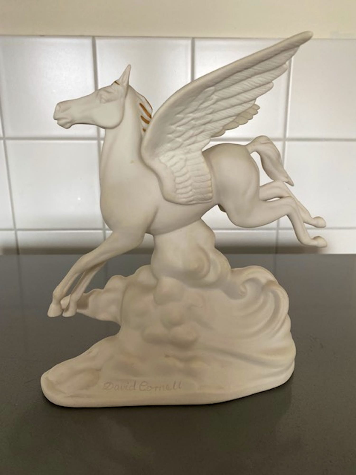 Niet of onleesbaar gesigneerd - Pegasus "The Herald of Love" kopen? Bied vanaf 1!