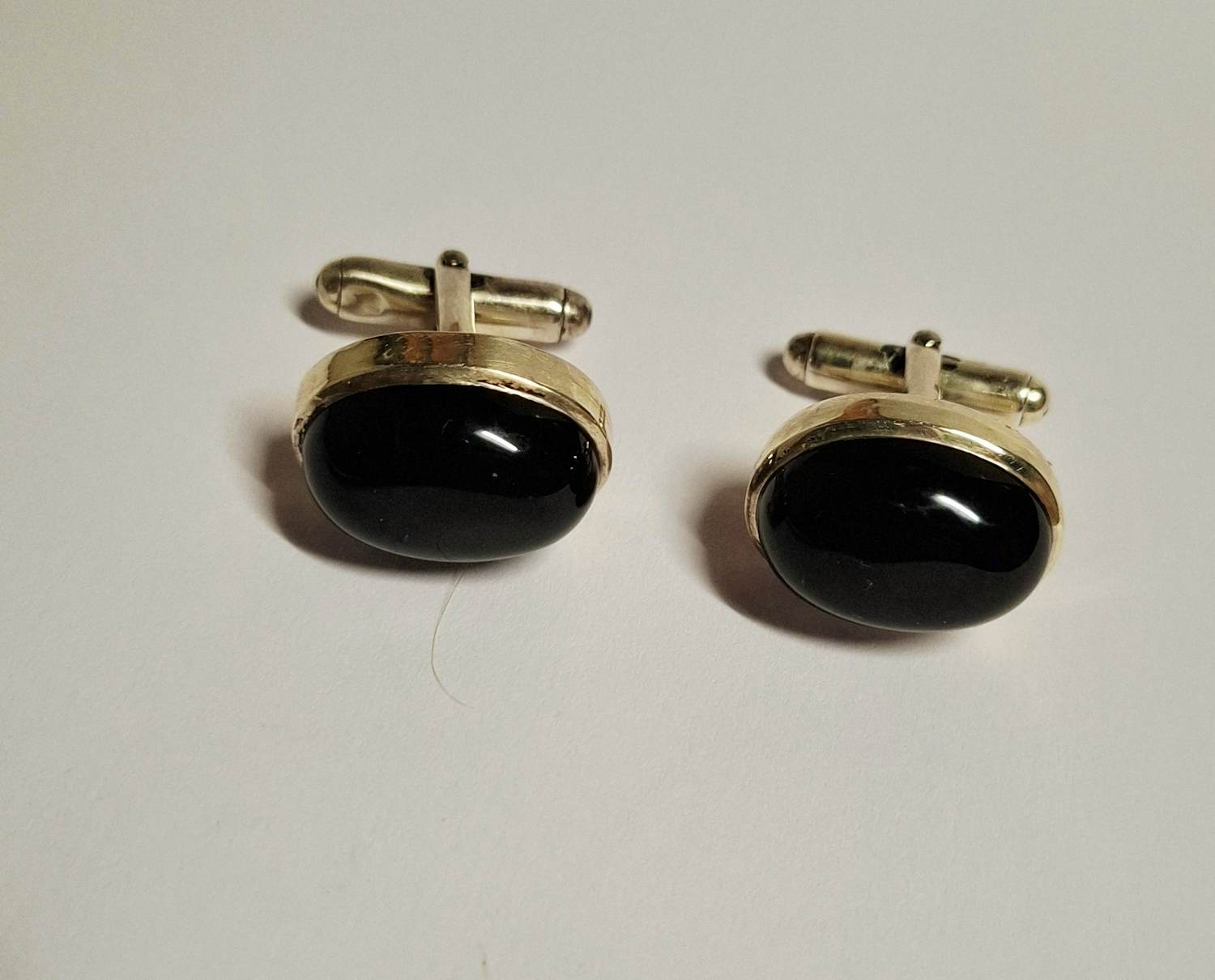 Nieuwe Zilveren manchetknopen ingelegd met Zwarte bolvormig  onyx kopen? Bied vanaf 125!