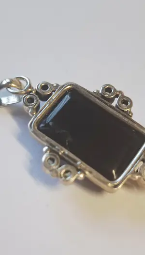 Mooie zilveren hanger met black Onyx kopen? Bied vanaf 75!