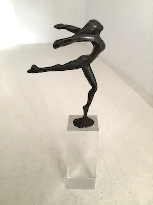 AcheterCorry Ammerlaan - Sculptuur “ Vrijheid ! “. Gesigneerd? Enchérissez de 1!