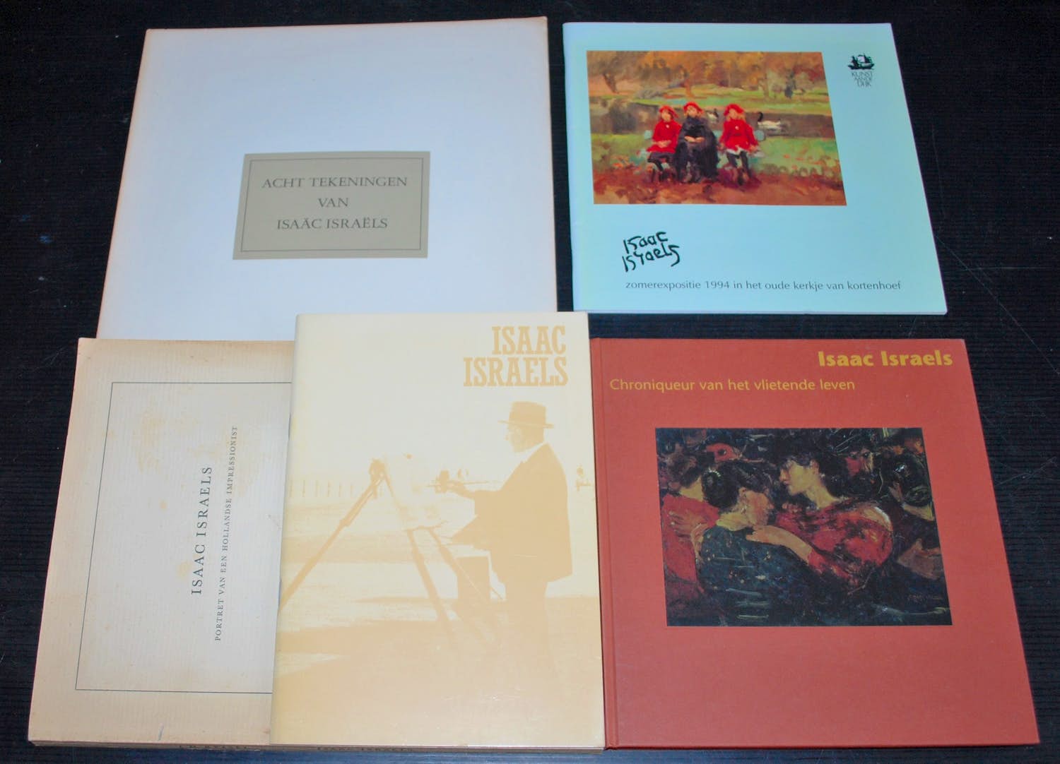 Isaac Israels - map met acht tekeningen van Isaac Israëls & 4 boeken verkocht voor € 75!