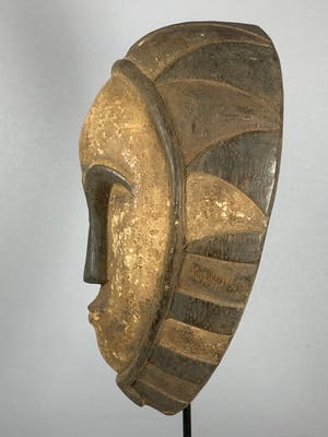 Eket - 210115 - Old Tribal used African Nigwria Eket mask - Nigeria. kopen? Bied vanaf 45!