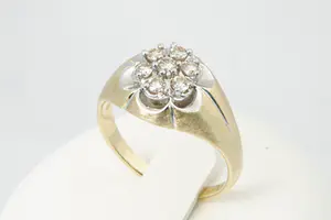 48 - Vintage bicolor 14Krt rozetring met ca 0.40crt briljant. kopen? Bied vanaf 240!