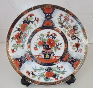 Imari porselein - Twee identieke Japanse Imari Porseleinen sierborden kopen? Bied vanaf 1!