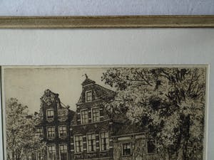 Ids Wiersma - Ingelijste ets , de ‘Professorenhuizen’ , Voorstraat , Franeker – 1934 kopen? Bied vanaf 1!