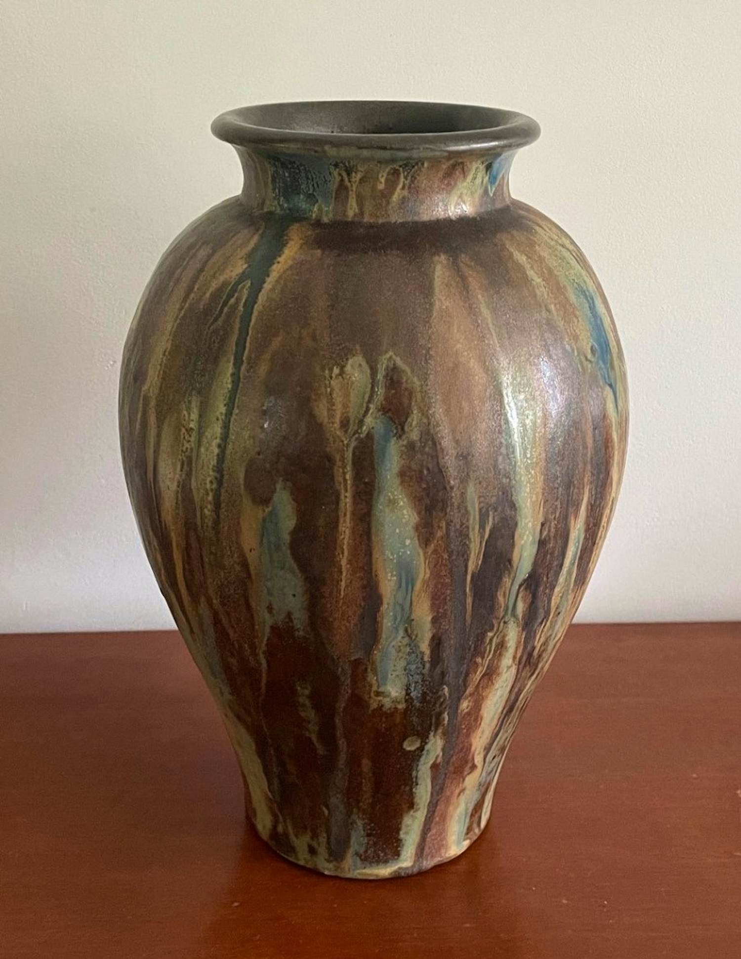 Roger Guerin - Art Deco steengoed vaas voorzien zoutglazuren stroomdecoratie verkocht voor € 10!