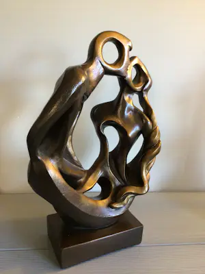 Austin Productions - “ The Kiss “ zeldzaam kopen? Bied vanaf 159!