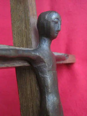 Heiligenbeeld - Modern kruisbeeld. kopen? Bied vanaf 25!